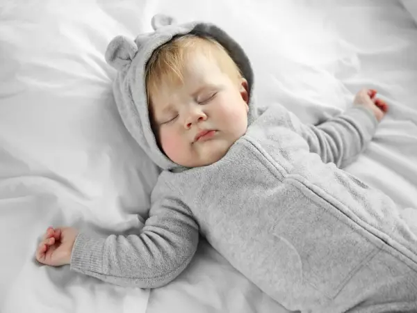 Lightweight Onesies for children's sleep photo